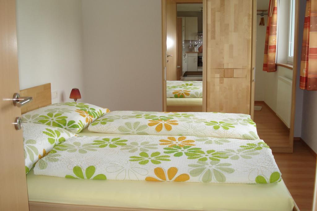 Ferienwohnungen Simon - Hauserhof Oberperfuss Habitación foto
